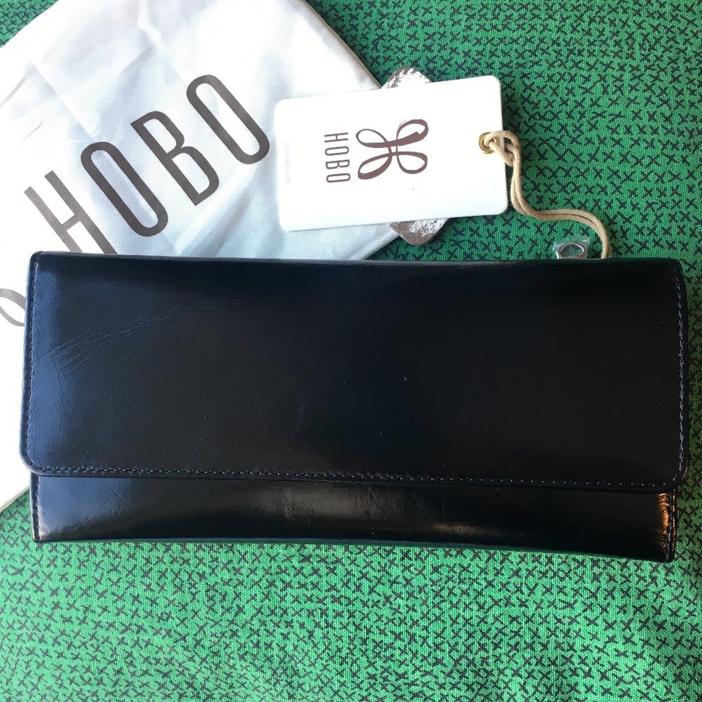 Hobo Sadie Vintage Hide Wallet with dust bag- NWT